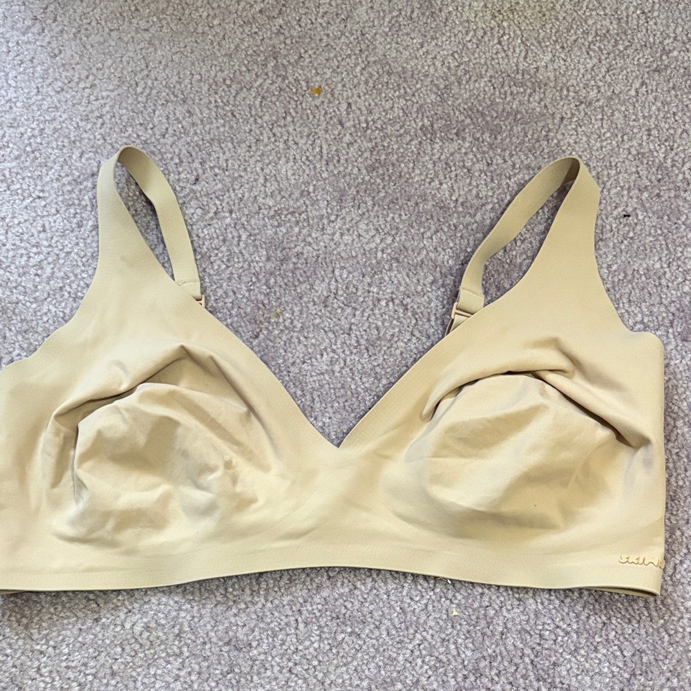SKIMS Naked Plunge Bralette